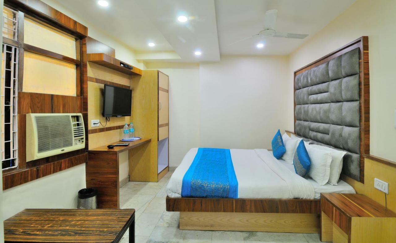 Hotel Lahorimal Deluxe New Delhi